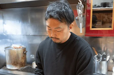 焼肉店南大門の中島啓介様